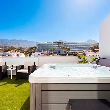 La Caleta Penthouse, Private Jacuzzi, Sea Views
