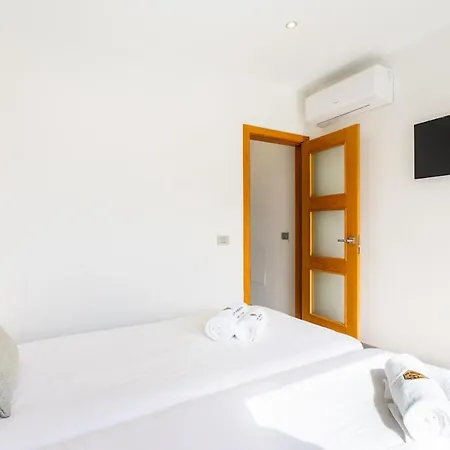 Luxury Penthouse With Sea Views And Terrace La Caleta Appartement