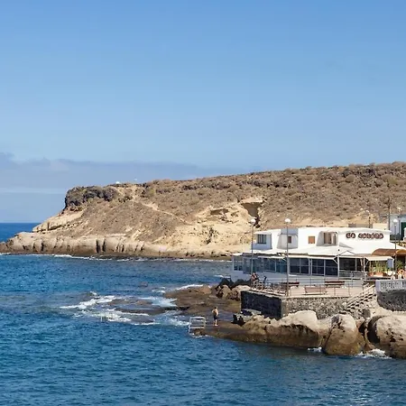 Luxury Penthouse With Sea Views And Terrace La Caleta Appartement *