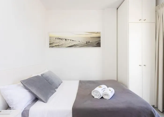 Luxury Penthouse With Sea Views And Terrace La Caleta *