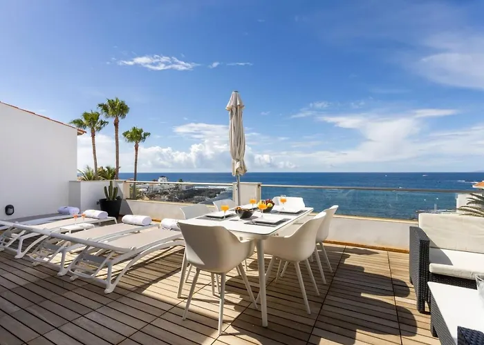 Luxury Penthouse With Sea Views And Terrace La Caleta *