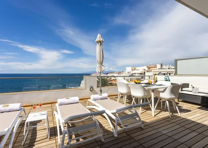 Luxury Penthouse With Sea Views And Terrace La Caleta